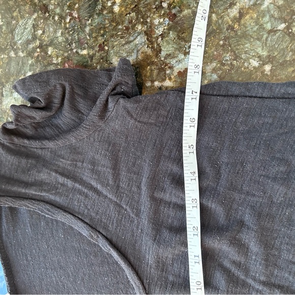 Standard James Perse Deep Scoop Neck Black Short Sleeve Tee. Quiet Luxury. Small - Picture 12 of 15